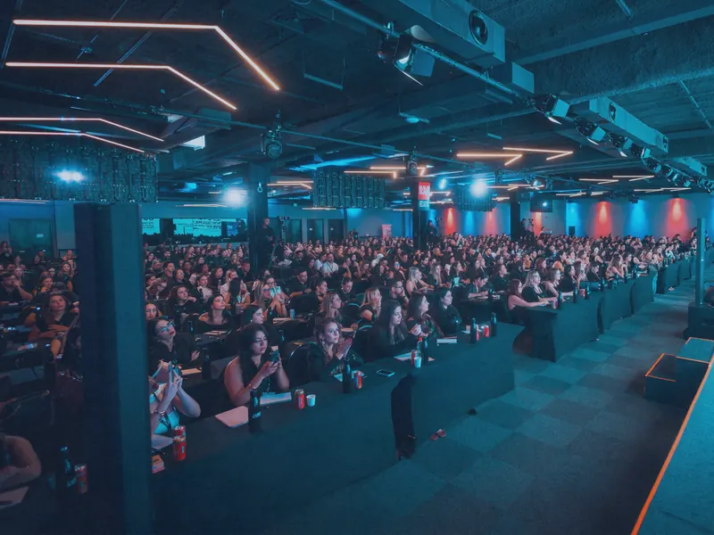 Plateia em evento do CODNA Performance Instituto